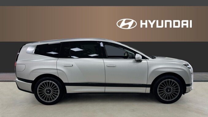 Hyundai IONIQ 9 314kW Calligraphy 110kWh 5dr AWD Auto Electric Estate - Image 5